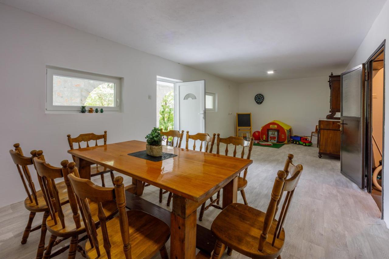 Holiday House Dino Bribir  Εξωτερικό φωτογραφία